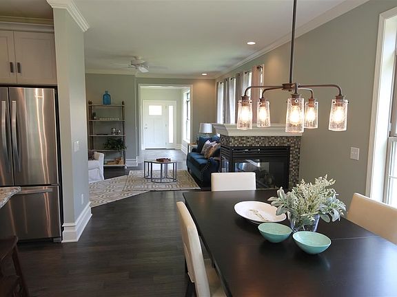 2nd image of 4D Inglewood Dr