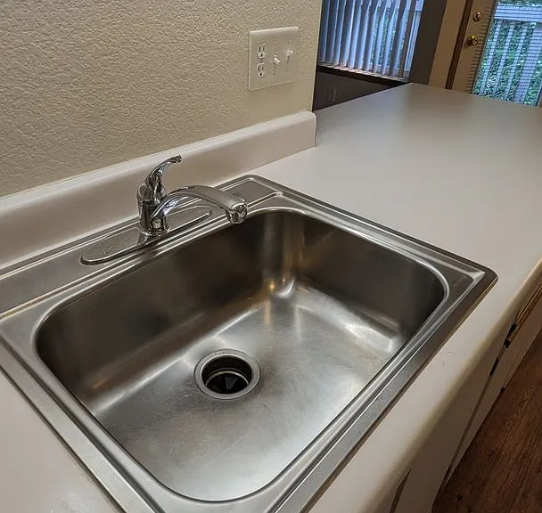 Treehill Commons — Photo 9