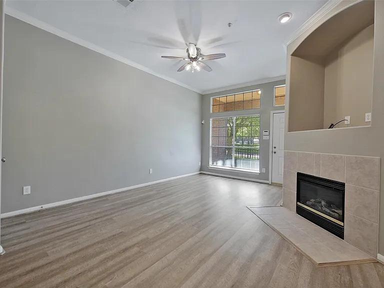 2710 Grants Lake Blvd #S6 — Photo 2