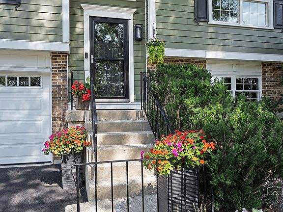 2nd image of 4525 Shorewood Dr