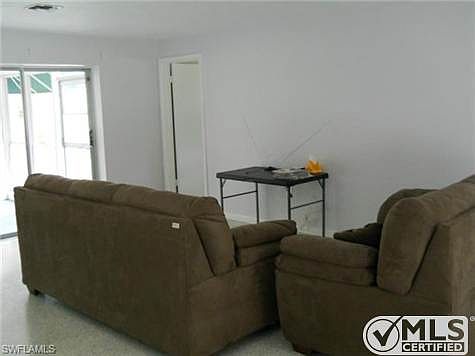 4th image of 17000 Carolyn Ln