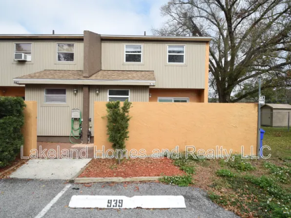 939 Castle Way, Lakeland, FL 33803