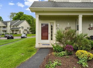 2405 Pipers Ct, Baldwinsville, NY 13027