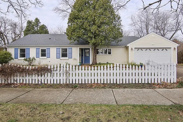 286 Ingram St photo 1