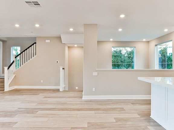 5th image of 16868 Colin Ct