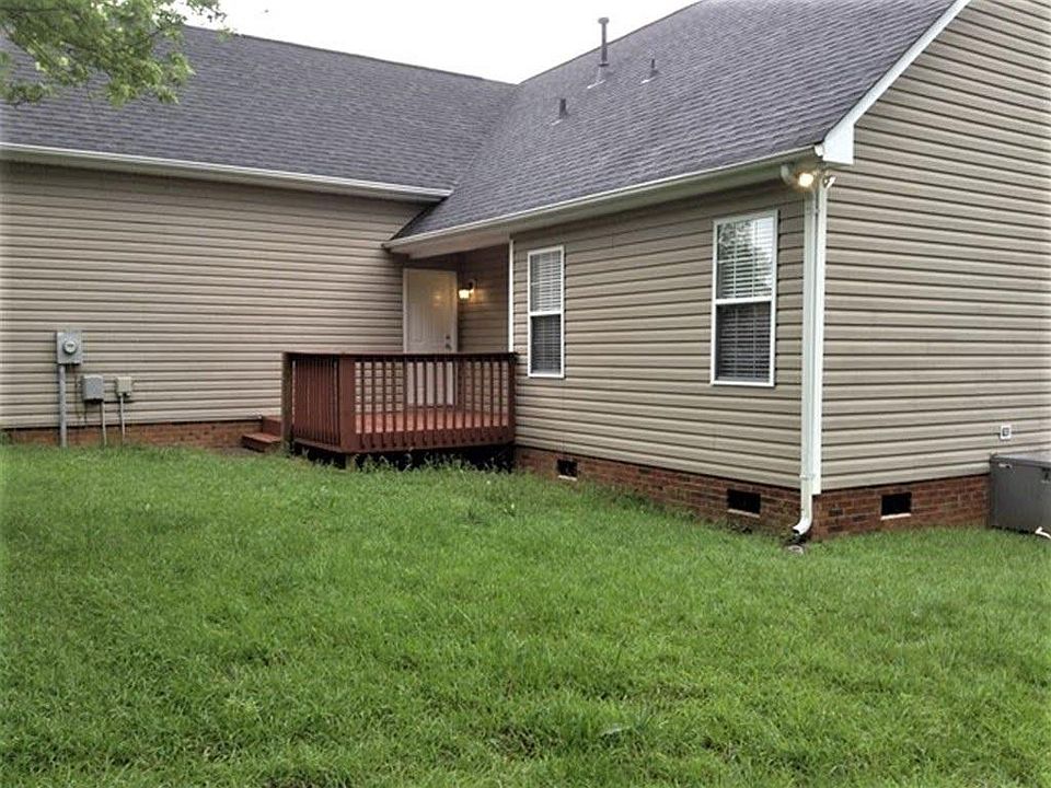 2nd image of 100910 Loch Lomond Cir