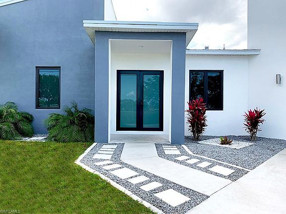 5th image of 1007 NW 16th Pl