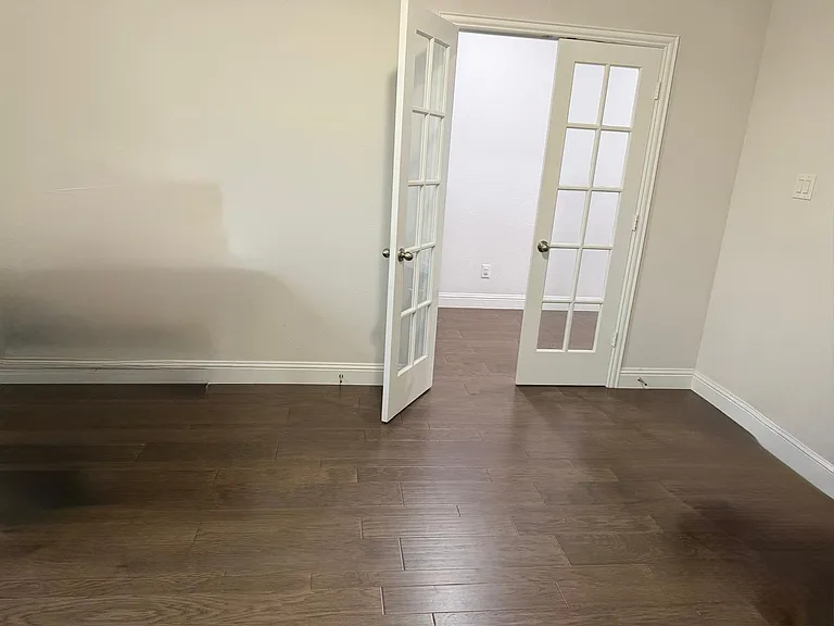 1313 Johnson Dr — Photo 3