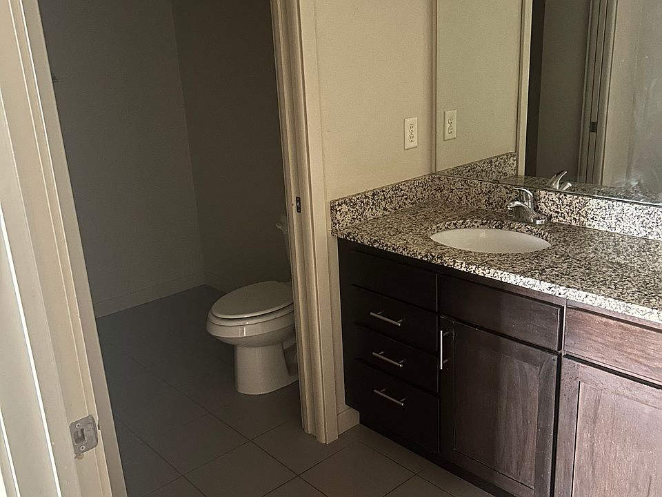 2nd image of 401 8th Ave SE #204