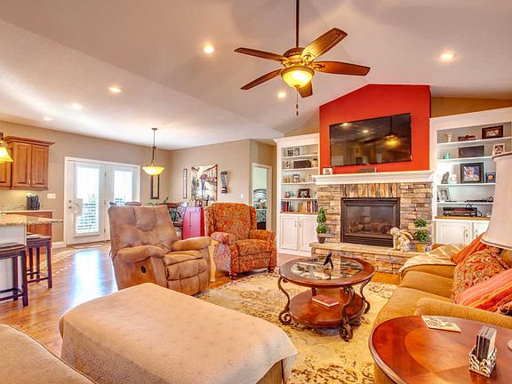 5th image of 2936 Big Bend Dr