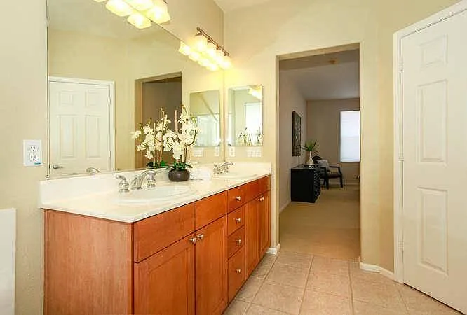 7223 Shannon Park Ct — Photo 12