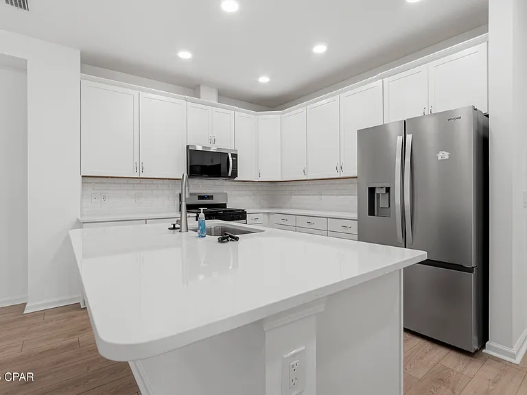 9334 Daydream Dr — Photo 9