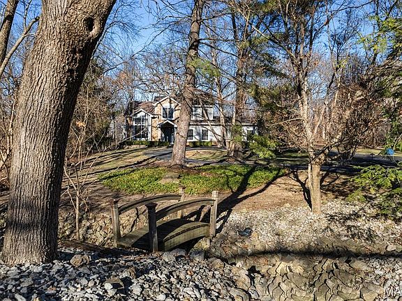 4th image of 840 Angleterre Dr
