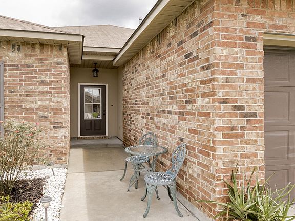 3rd image of 42296 Cedarstone Ave