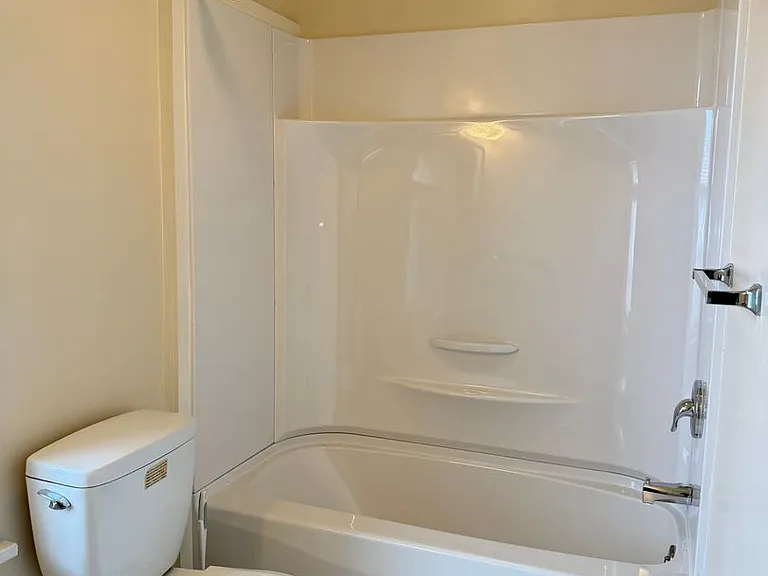 242 Union St — Photo 11