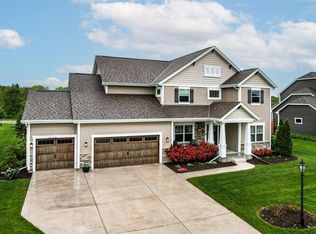 N46W22980 Charlotte Way, Pewaukee, WI 53072