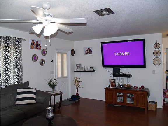 2nd image of 1191 Vernon Ave