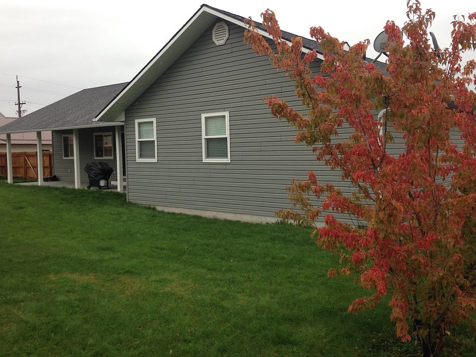 2nd image of 722 Keith St