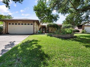 5704 Valley Meadow Dr, Arlington, TX 76016