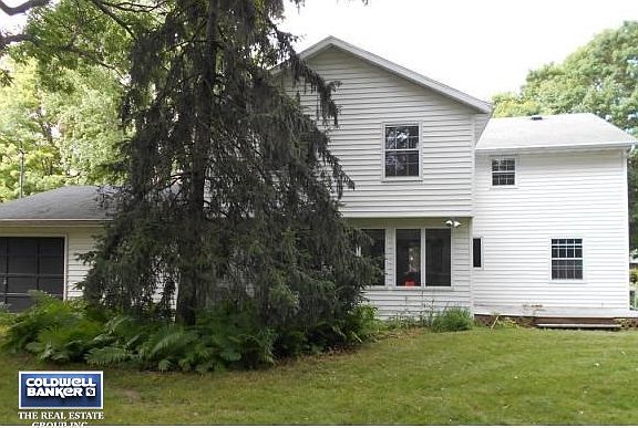 4th image of 1635 Forest Glen Dr