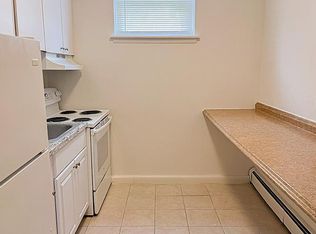 23 Oakwood Ave, West Hartford, CT 06119