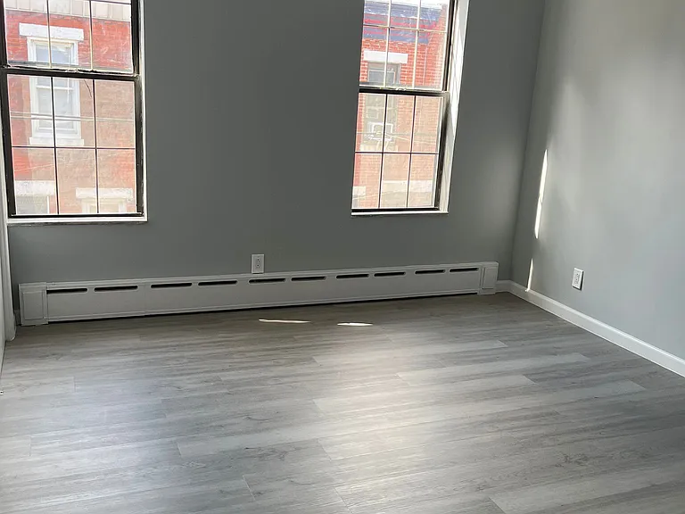 1849 S Rosewood St — Photo 8