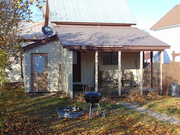 3rd image of 309 W Helen St