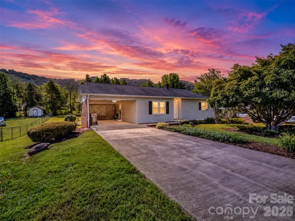 1323 Havenwood Dr, Morganton, NC 28655