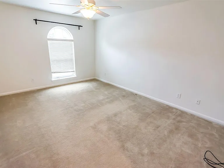 8615 La Fonte St — Photo 28