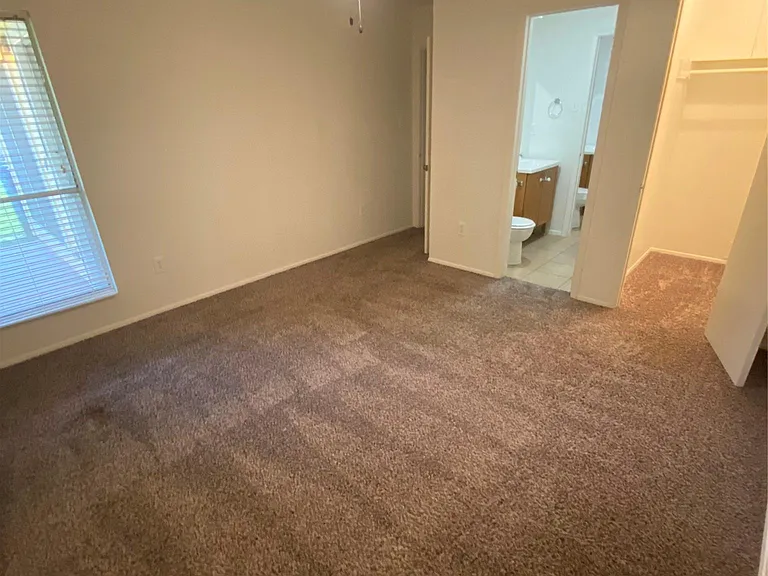 1508 No Mor Cv — Photo 13