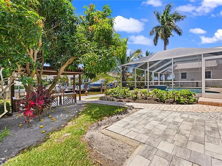 1320 Marlin Dr — Photo 30