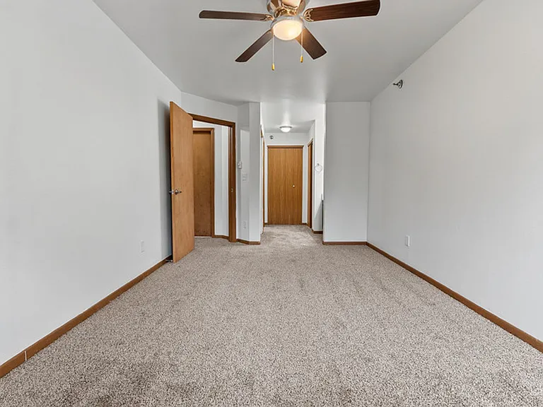 City View Apartments — Photo 29