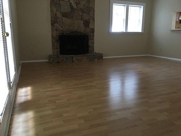 5th image of 6446 Meadow Rue Dr