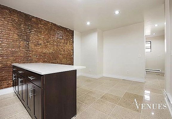 2nd image of 2250 2nd Ave #2