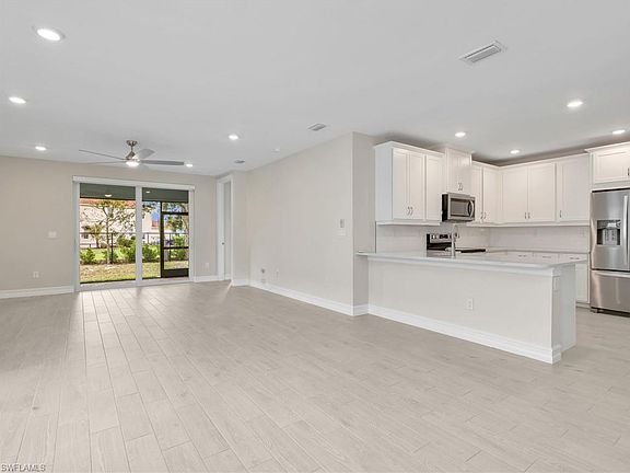 4th image of 21900 Milan Villas Ln