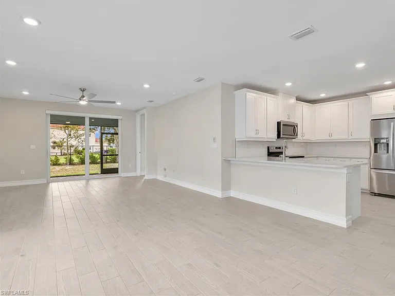 21900 Milan Villas Ln — Photo 4