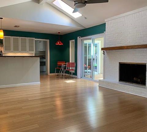 3rd image of 1902 Sunny Brook Dr