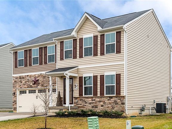3rd image of 2766 Kingman Dr