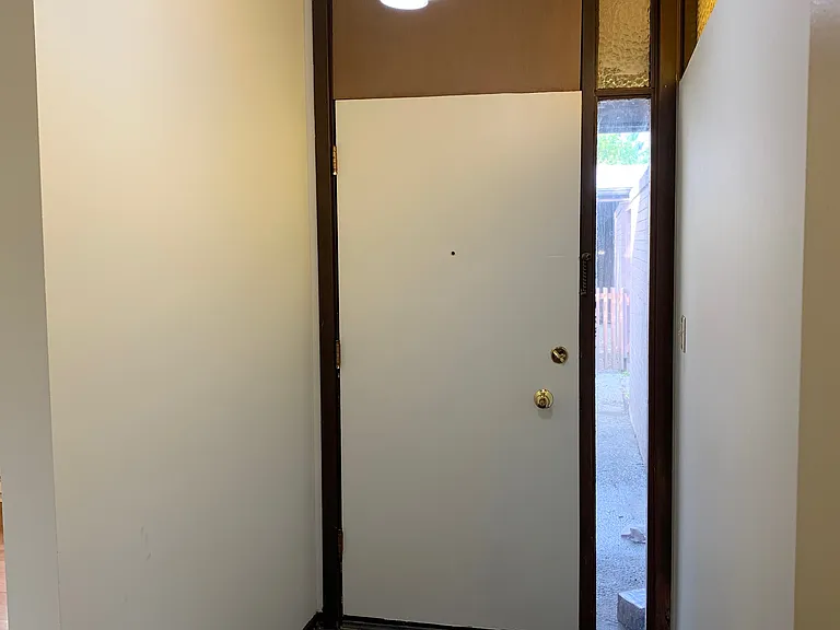 208 Main Ave N #2 — Photo 18