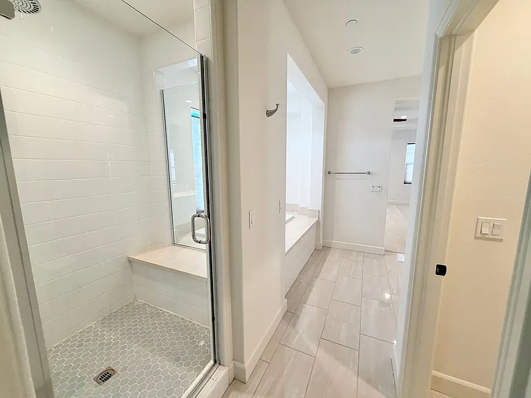 110 Briar Rose — Photo 28