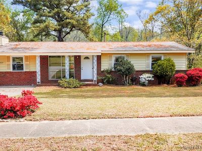 869 Stoneykirk Dr, Fayetteville, NC, 28314