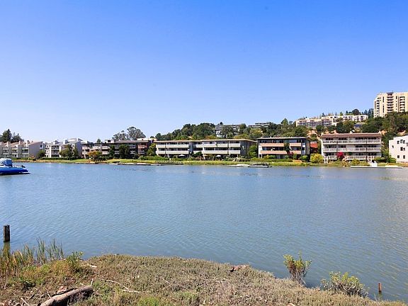 2nd image of 603 Larkspur Plaza Drive