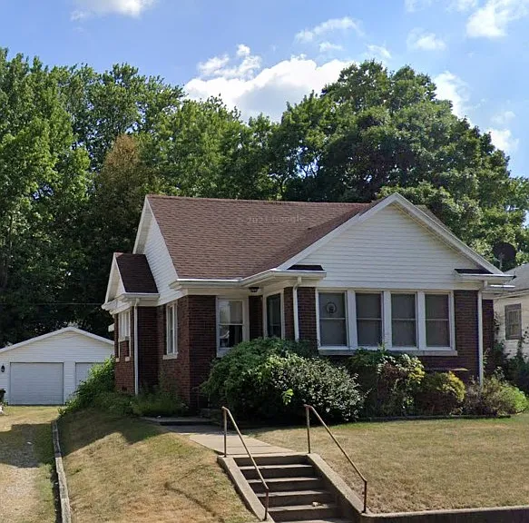 1713 W Church St — Photo 1