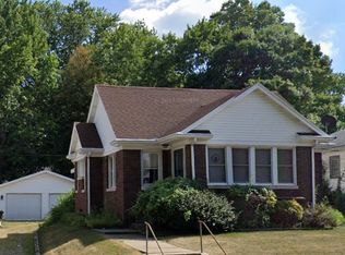 1713 W Church St, Champaign, IL 61821