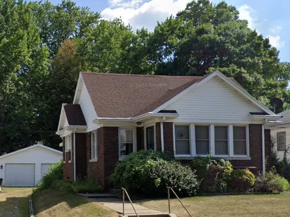 1713 W Church St, Champaign, IL 61821