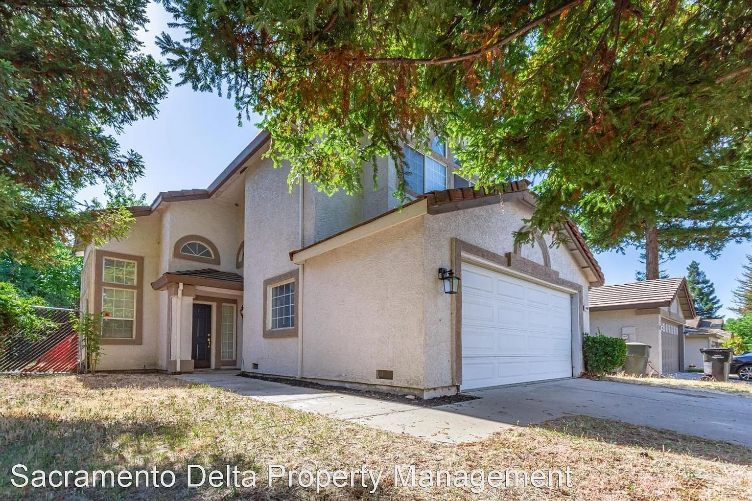 8409 Oakenshield Cir photo 1