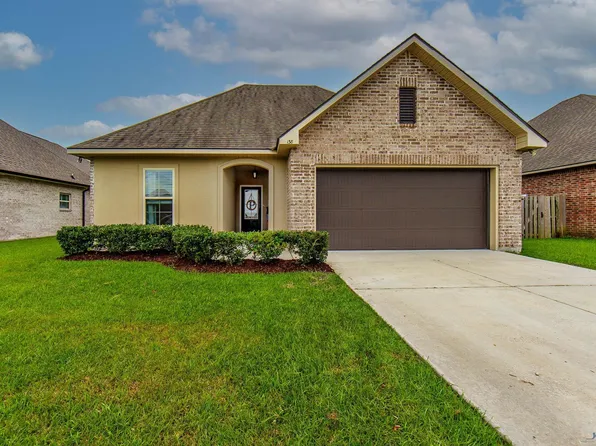 138 Hickory Knoll Ave, Gray, LA 70359