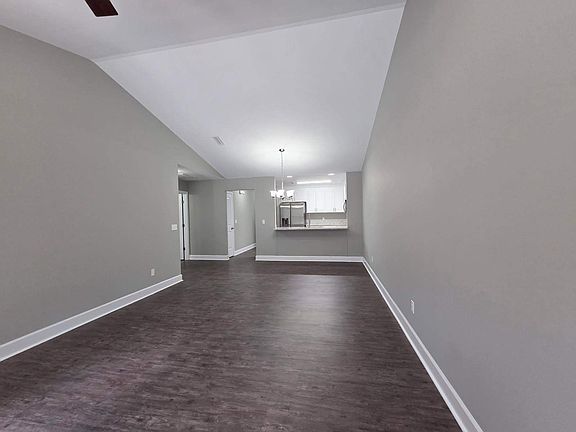 4th image of 1779 Jordon Ave #4