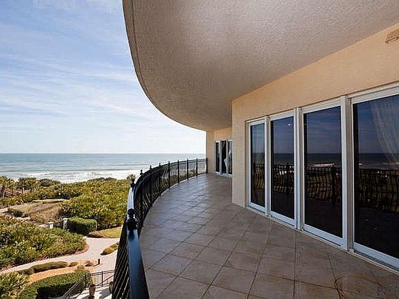 3rd image of 28 Porto Mar Unit 302