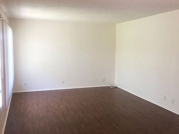 2nd image of 12524 Culver Blvd APT 6